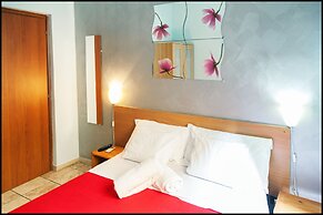 Român Holidays Hostel