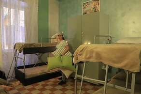 Român Holidays Hostel