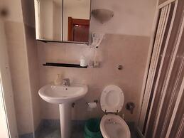 Român Holidays Hostel