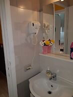 Român Holidays Hostel