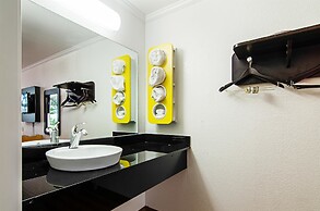 Motel 6 Bay Minette, AL