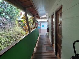 Fare Arana Moorea Guesthouse