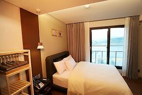 Namyangju Bukhangang Dolce Casa Hotel