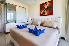 Chic Karon Beach by PHR