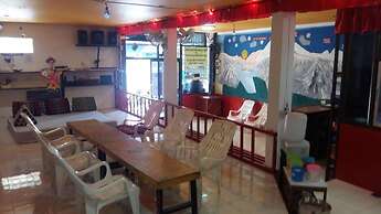 Om Ganesh Hostel - Adults Only