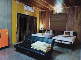 Baan9Nan Guest Home in Nan City