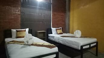 Baan9Nan Guest Home in Nan City