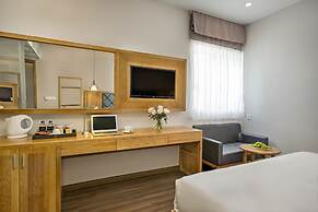 Grand Sunrise Boutique Hotel