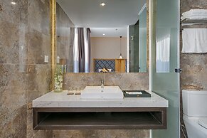 Grand Sunrise Boutique Hotel