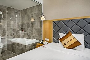 Grand Sunrise Boutique Hotel