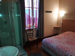 Auberge Des Pilotis