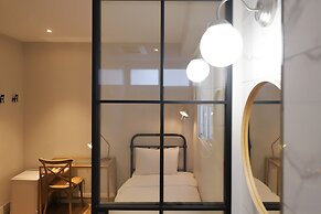 Slow Town Hotel - Reel