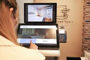 Slow Town Hotel - Reel