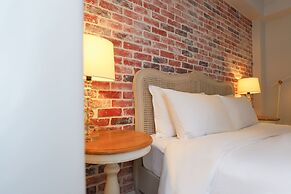 Slow Town Hotel - Reel