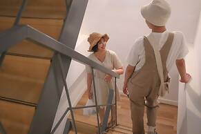 Slow Town Hotel - Reel