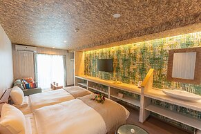 Palm Springs Miyakojima Resort