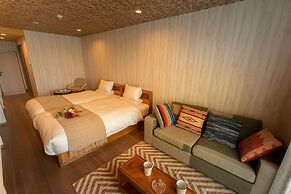 Palm Springs Miyakojima Resort