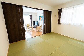 Palm Springs Miyakojima Resort