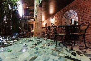 Bloom Boutique Hotel