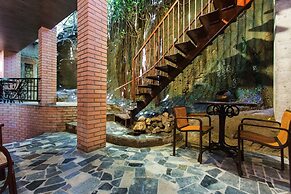 Bloom Boutique Hotel