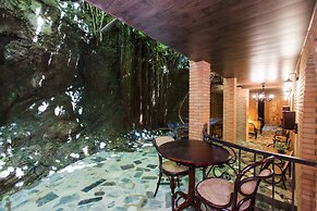 Bloom Boutique Hotel