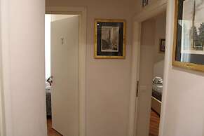 Casa Claudia Giulio Cesare