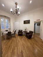 Casa Claudia Giulio Cesare