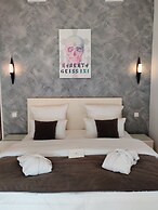 Maison Prestige Roberto Geissini
