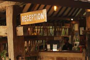 Mina Pelasa Hotel and Resto