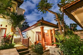 Mina Pelasa Hotel and Resto