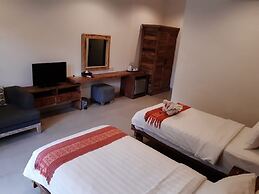 Mina Pelasa Hotel and Resto