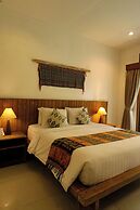 Mina Pelasa Hotel and Resto