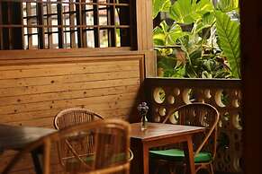 Mina Pelasa Hotel and Resto