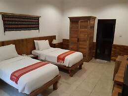 Mina Pelasa Hotel and Resto