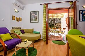 Apartments Aja and Stefy