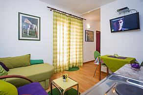 Apartments Aja and Stefy