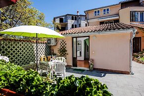 Apartments and Room Rina