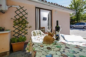 Apartments and Room Rina