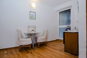 Apartments and Room Rina