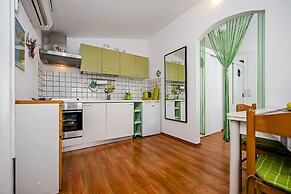 Apartments and Room Rina