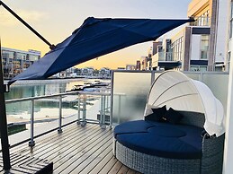 Friday Harbour Resort