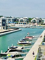 Friday Harbour Resort