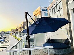 Friday Harbour Resort