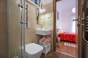 Apartments & Rooms Chiara