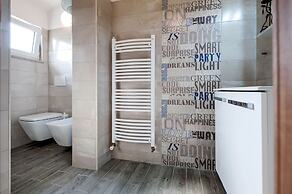 Apartments & Rooms Chiara