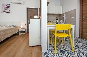 Apartments & Rooms Chiara