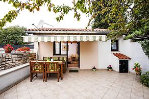 Apartments & Rooms Chiara