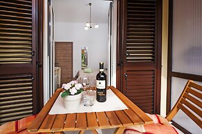 Apartments & Rooms Chiara