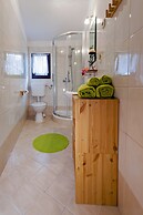 Apartments & Rooms Chiara