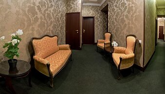 Vasilievskiy Dvor Hotel